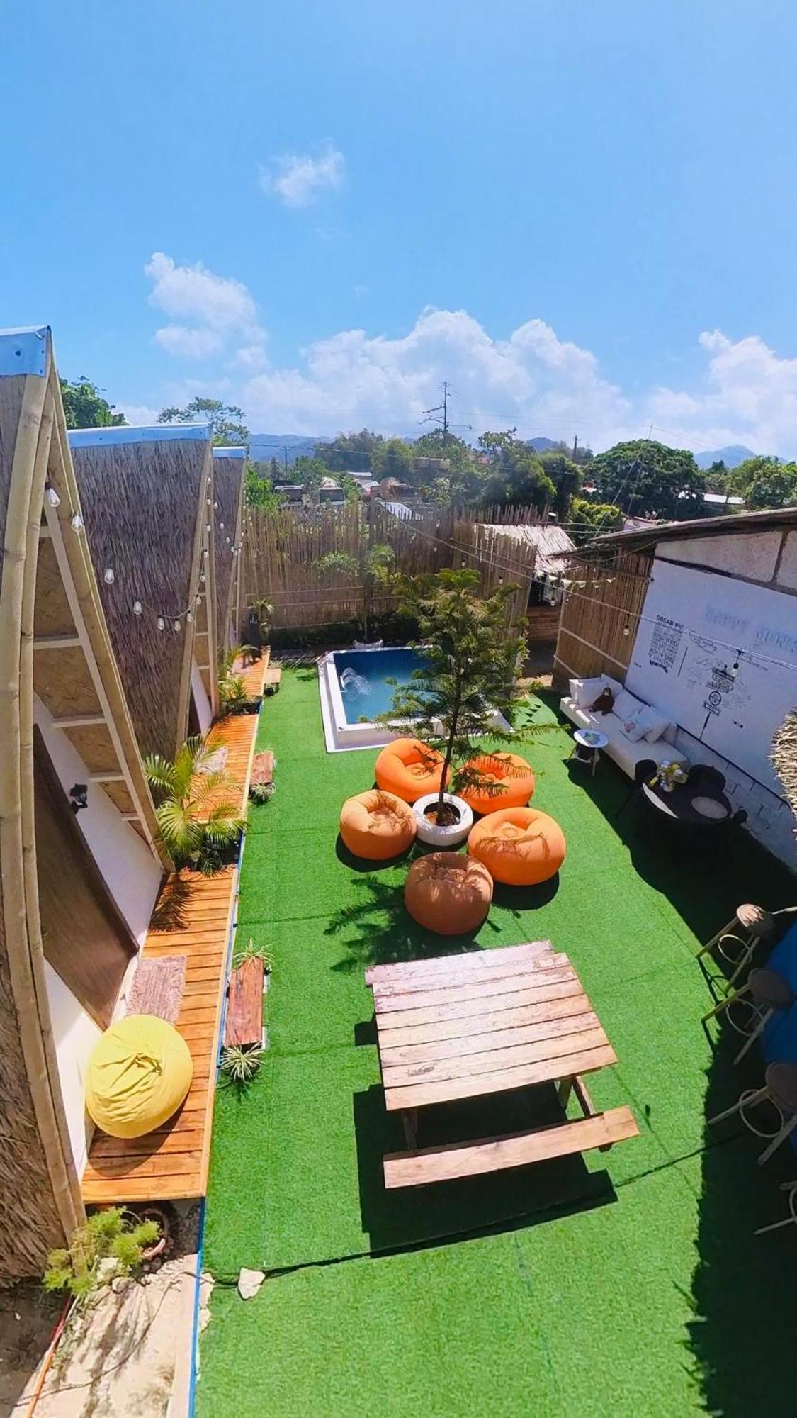 Happy Monkey Hostel El Nido Exterior foto